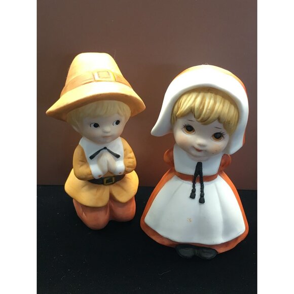 Vtg Lefton China Pilgrims Girl & Boy Praying Figurines Thanksgiving Painted 1984 - Picture 1 of 15